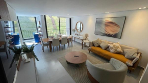 Requinte e Conforto em Belíssimo Triplex a 400m do Capivari - By HOSTYN